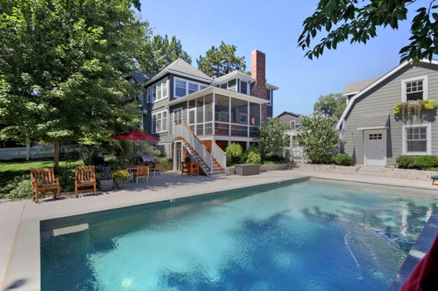 Linden230POOL.jpg